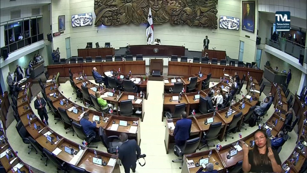 Importante ASAMBLEA APRUEBA EN TERCER DEBATE EL RÉGIMEN ESPECIAL PARA TRABAJADORES&nbsp;BANANEROS