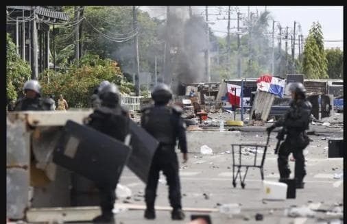 CHANGUINOLA SIGUE INCOMUNICADA