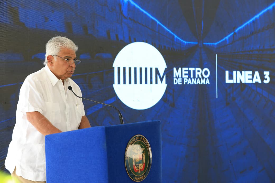 Administración Mulino marca hito al culminar cruce de tuneladora por debajo del Canal
